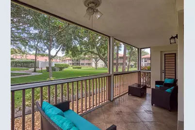 563 Brackenwood Place, Palm Beach Gardens, FL 33418 - Photo 6