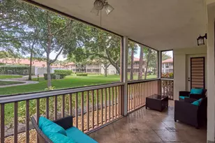 563 Brackenwood Pl, Palm Beach Gardens, FL 33418 - Photo 6