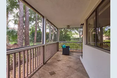 563 Brackenwood Place, Palm Beach Gardens, FL 33418 - Photo 8