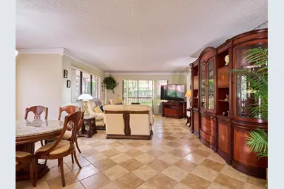 563 Brackenwood Place, Palm Beach Gardens, FL 33418 - Photo 4