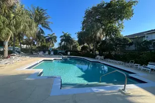 2589 NE 15th St, Pompano Beach, FL 33062 - Photo 4