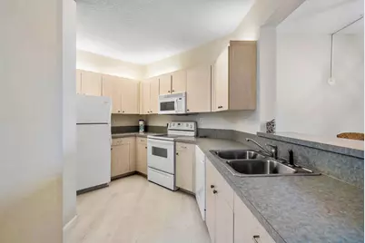 300 Uno Lago Drive #304, Juno Beach, FL 33408 - Photo 10
