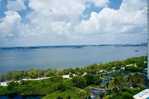 5070 N Ocean Dr, Singer Island, FL 33404 - Photo 6