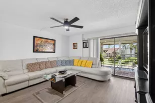 10187 Mangrove Dr, Boynton Beach, FL 33437 - Photo 22