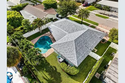 1041 SW 4th Street, Boca Raton, FL 33486 - Photo 2