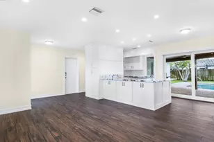 1041 SW 4th St, Boca Raton, FL 33486 - Photo 8