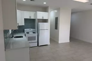 2604 NW 20th St, Fort Lauderdale, FL 33311 - Photo 2