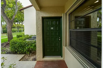21839 Arriba #10g, Boca Raton, FL 33433 - Photo 4