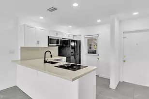 2451 SW 82nd Ave, Davie, FL 33324 - Photo 16