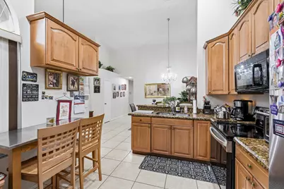 10933 Stafford Circle S, Boynton Beach, FL 33436 - Photo 4