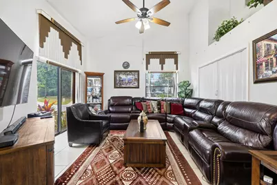 10933 Stafford Circle S, Boynton Beach, FL 33436 - Photo 6
