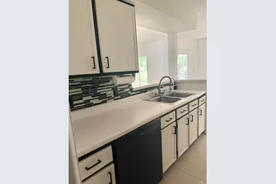 815 West Boynton Beach Boulevard #15-103, Boynton Beach, FL 33426 - Photo 10