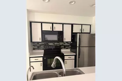 815 West Boynton Beach Boulevard #15-103, Boynton Beach, FL 33426 - Photo 10