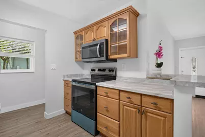 540 NE 61st Court, Oakland Park, FL 33334 - Photo 12