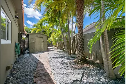 5210 NE 17th Terrace, Fort Lauderdale, FL 33334 - Photo 32