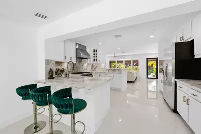 5210 NE 17th Terrace, Fort Lauderdale, FL 33334 - Photo 12
