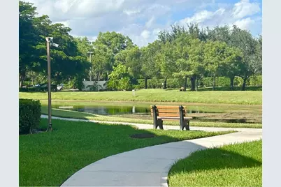 400 N Crestwood Ct Court N #417, Royal Palm Beach, FL 33411 - Photo 30