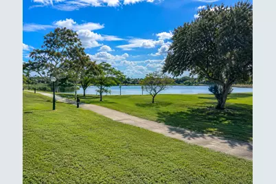 2828 Casita Way #205, Delray Beach, FL 33445 - Photo 2