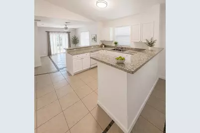 2109 Dock Street, West Palm Beach, FL 33401 - Photo 4