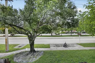 11556 NW 1st St, Plantation, FL 33325 - Photo 16