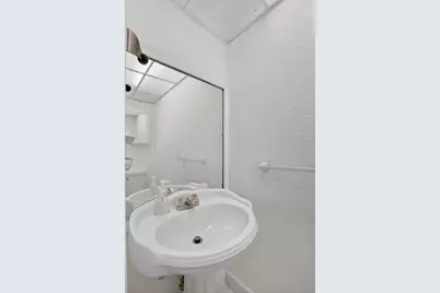 11556 NW 1st Street, Plantation, FL 33325 - Photo 4
