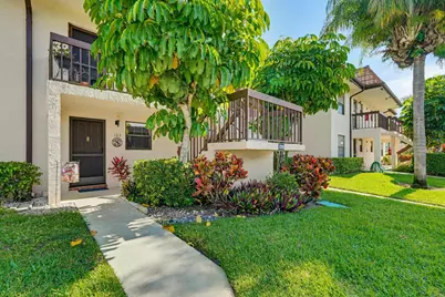 7245 Golf Colony Court #204, Lake Worth, FL 33467 - Photo 2