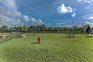 7089 Edison Pl, Palm Beach Gardens, FL 33418 - Photo 38