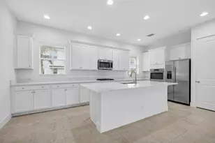7089 Edison Pl, Palm Beach Gardens, FL 33418 - Photo 12