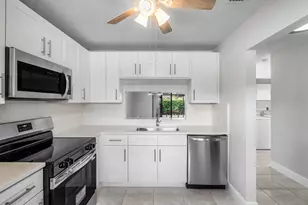 5162 Tennis Ln, Delray Beach, FL 33484 - Photo 4