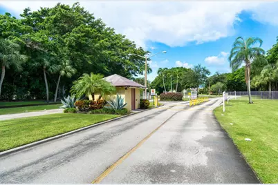 5162 Tennis Lane, Delray Beach, FL 33484 - Photo 26