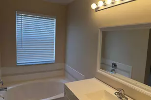 940 Doveplum Ct, Hollywood, FL 33019 - Photo 10