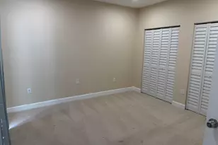 940 Doveplum Ct, Hollywood, FL 33019 - Photo 6