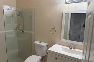 940 Doveplum Ct, Hollywood, FL 33019 - Photo 10