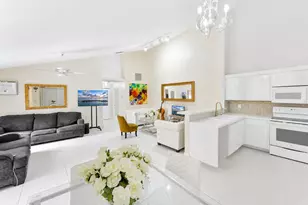 4353 Woodstock Dr, West Palm Beach, FL 33409 - Photo 10