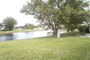 6365 Lansdowne Cir, Boynton Beach, FL 33472 - Photo 22
