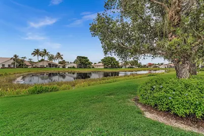 12316 Lakeridge Falls Drive, Boynton Beach, FL 33437 - Photo 4