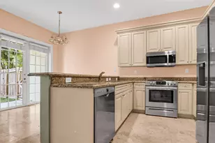 1750 NE 12th St, Fort Lauderdale, FL 33304 - Photo 4