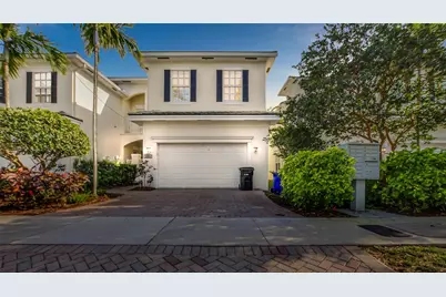 1750 NE 12th Street, Fort Lauderdale, FL 33304 - Photo 1