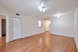 1103 Golden Lakes Blvd, West Palm Beach, FL 33411 - Photo 12