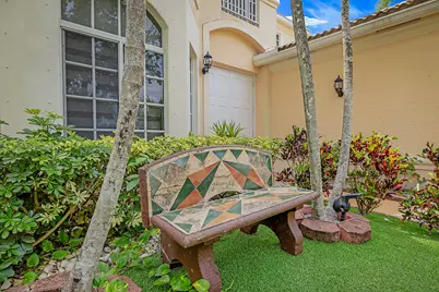 6401 SW 195th Avenue, Fort Lauderdale, FL 33332 - Photo 2