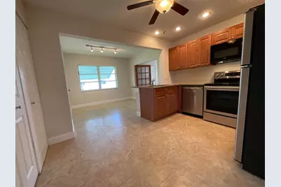2016 SW 16th Avenue, Boynton Beach, FL 33426 - Photo 14