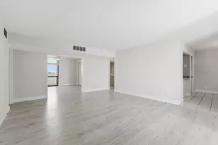 124 Lakeshore Dr, North Palm Beach, FL 33408 - Photo 2