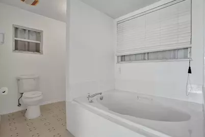 1212 SE Petunia Avenue, Port Saint Lucie, FL 34952 - Photo 18