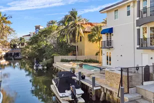 208 SE 10th Ter, Fort Lauderdale, FL 33301 - Photo 2