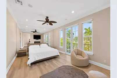 208 SE 10th Terrace, Fort Lauderdale, FL 33301 - Photo 12