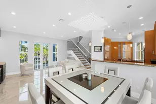 208 SE 10th Ter, Fort Lauderdale, FL 33301 - Photo 6