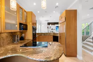208 SE 10th Ter, Fort Lauderdale, FL 33301 - Photo 8