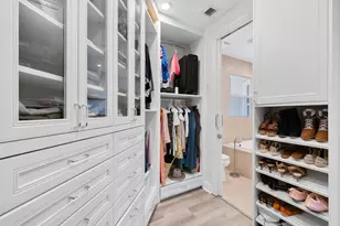 208 SE 10th Ter, Fort Lauderdale, FL 33301 - Photo 18