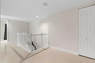 2617 NE 14th Ave, Wilton Manors, FL 33334 - Photo 18