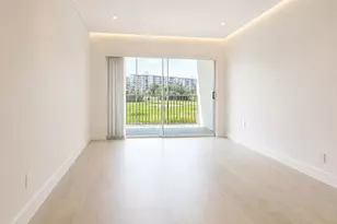 2900 N Palm Aire Dr, Pompano Beach, FL 33069 - Photo 16